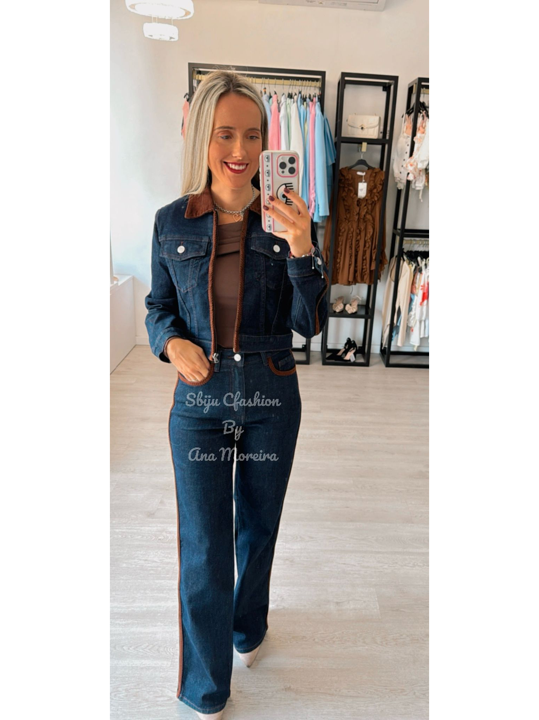 Conjunto em Ganga Queen Hearts com Detalhes Castanhos 3