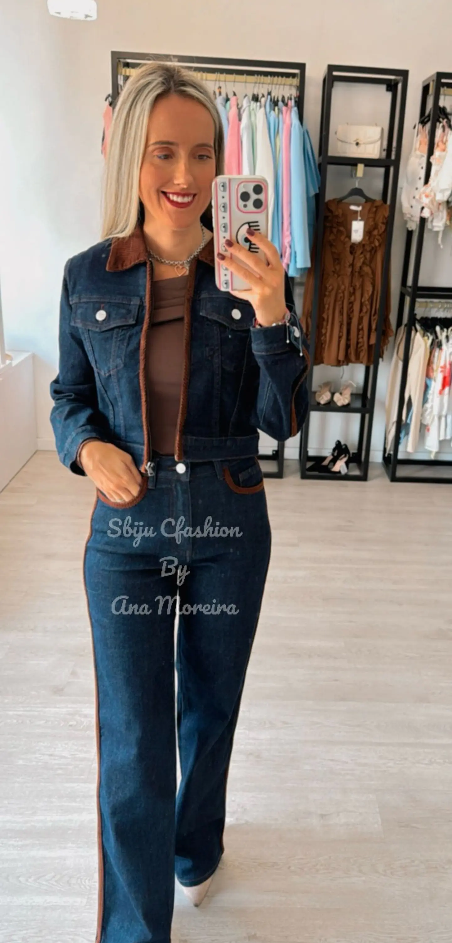 Conjunto em Ganga Queen Hearts com Detalhes Castanhos 3