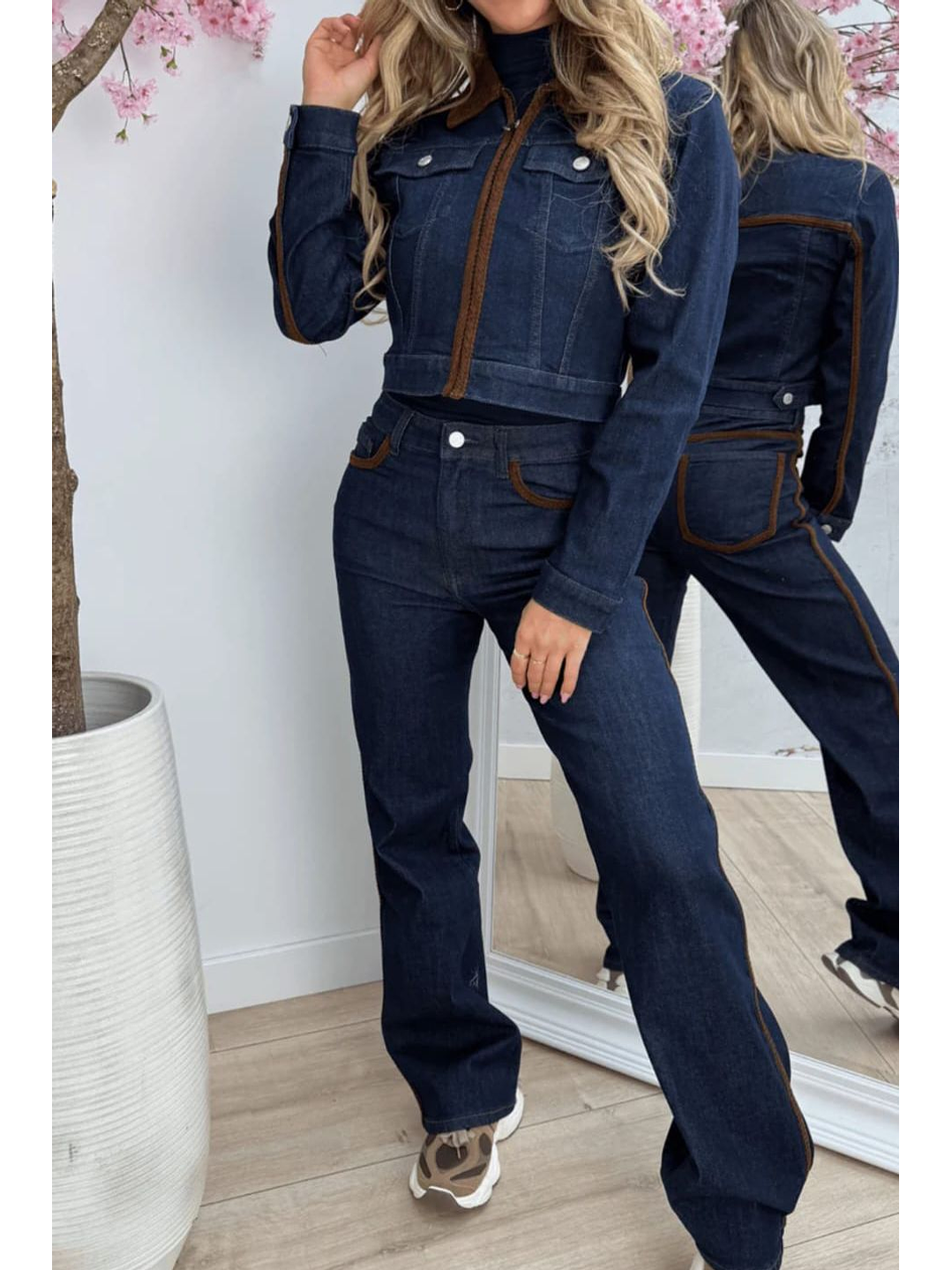 Conjunto em Ganga Queen Hearts com Detalhes Castanhos 1