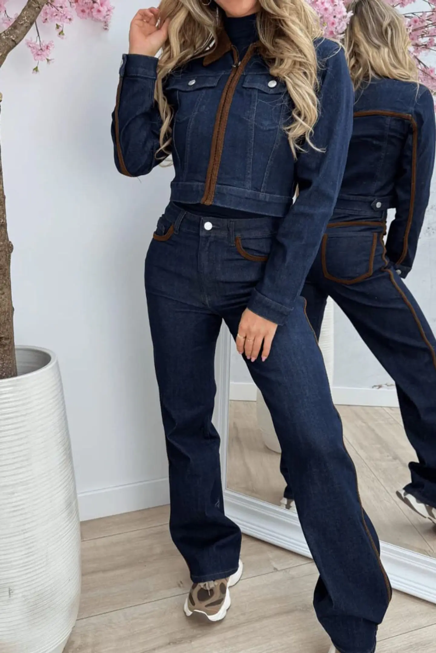 Conjunto em Ganga Queen Hearts com Detalhes Castanhos 1