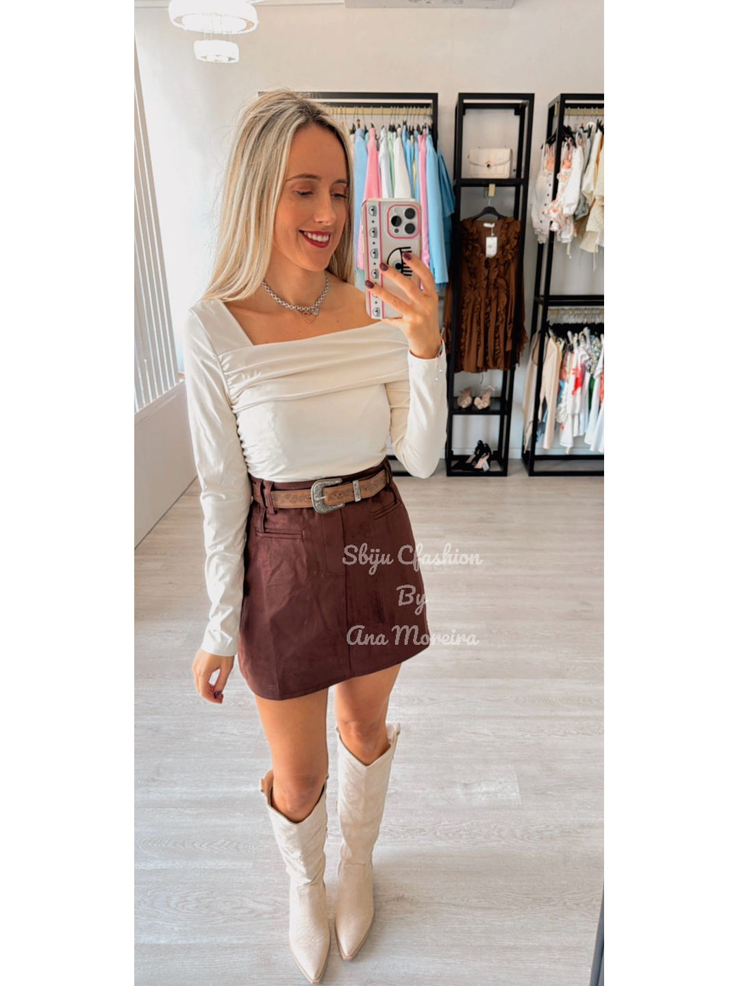 Saia-Calção em Pele de Pêssego com Cinto 1