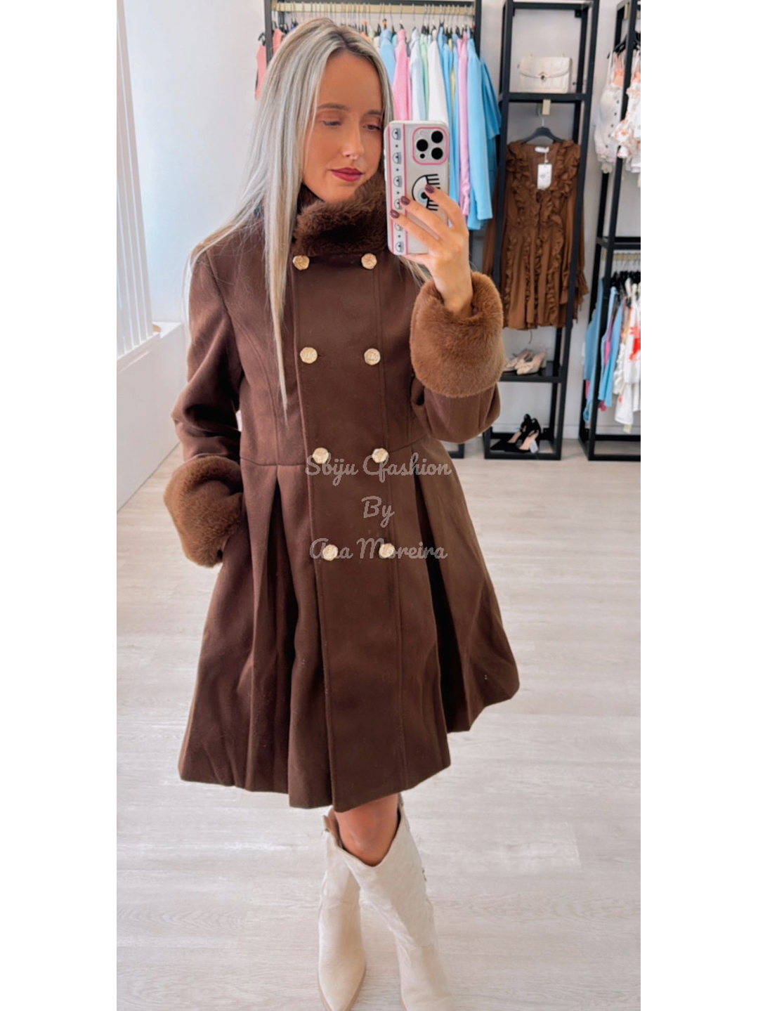 Casaco em Fazenda com Detalhe de Pelo 8