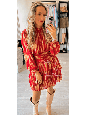 Vestido com Folhos e Detalhes Dourados