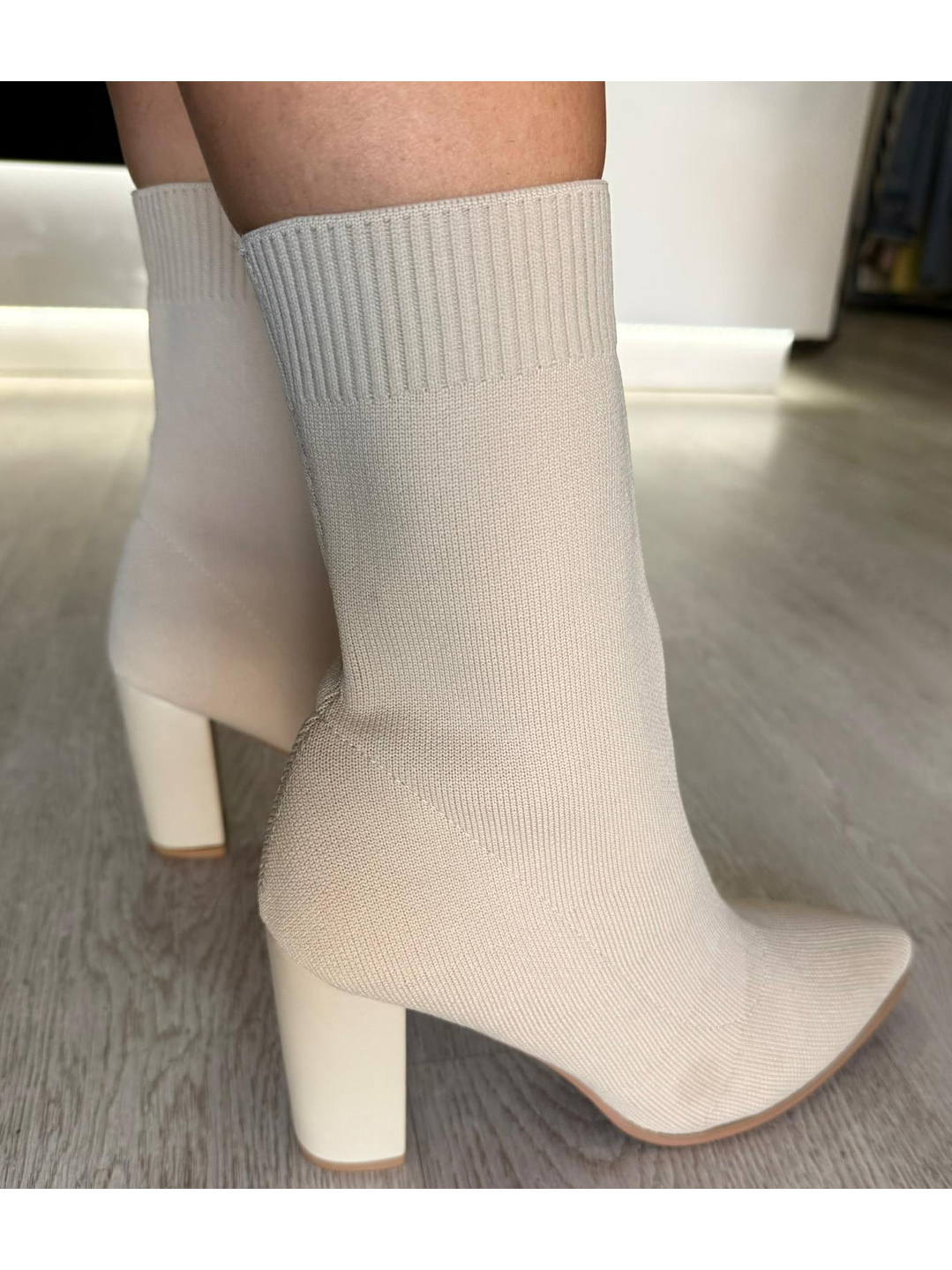 Botim de Tacão em Tecido 4