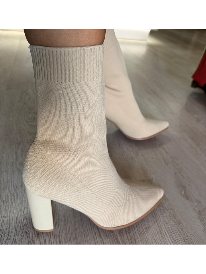 Botim de Tacão em Tecido 5