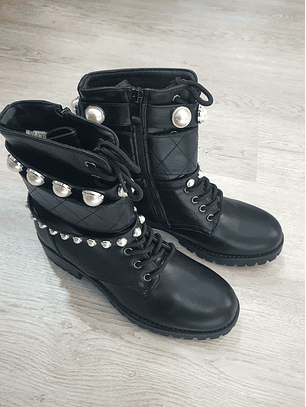 Bota Militar em Ecopele com Pérolas 