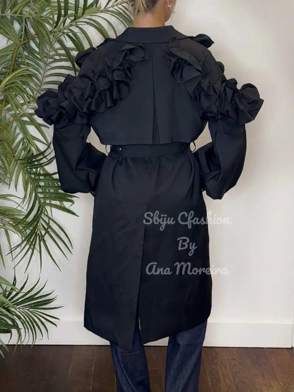 Gabardina com Folhos nas Mangas 9