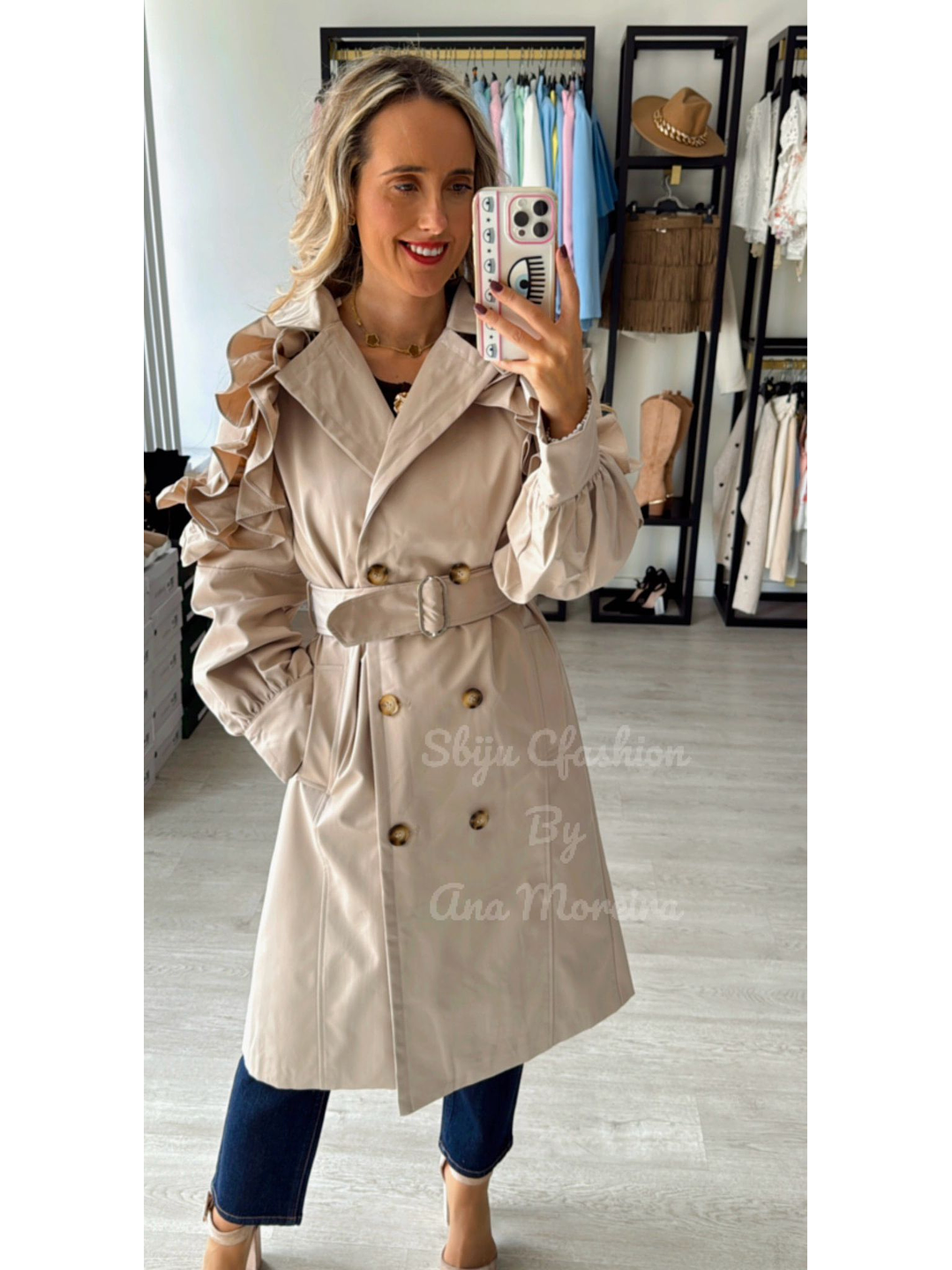 Gabardina com Folhos nas Mangas 4