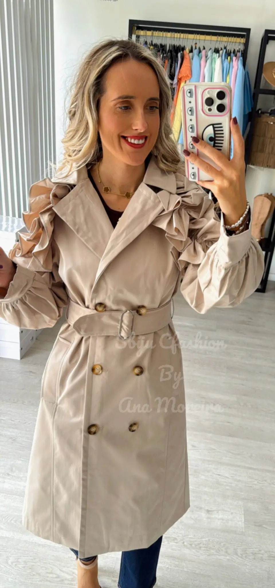 Gabardina com Folhos nas Mangas 6