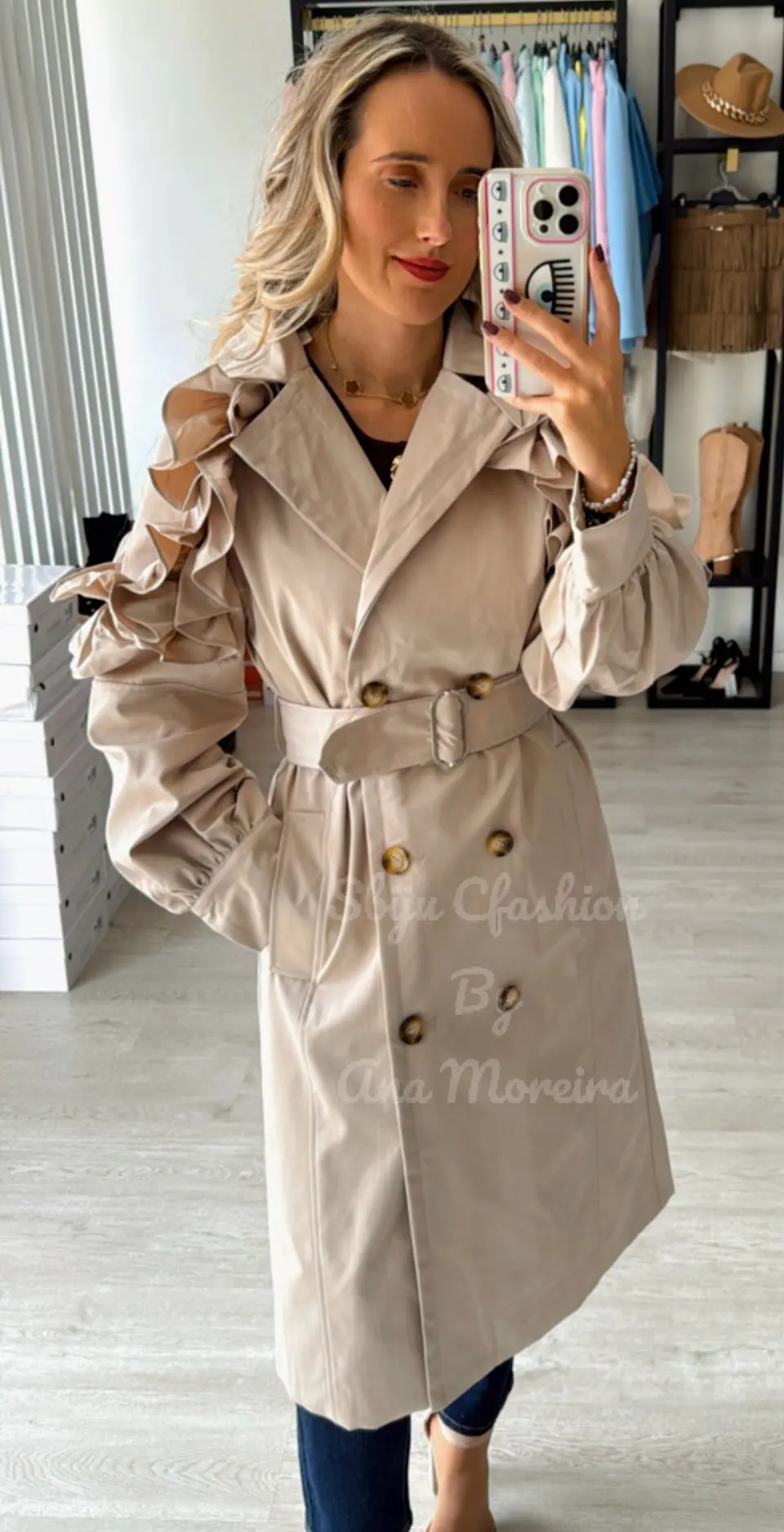 Gabardina com Folhos nas Mangas 7