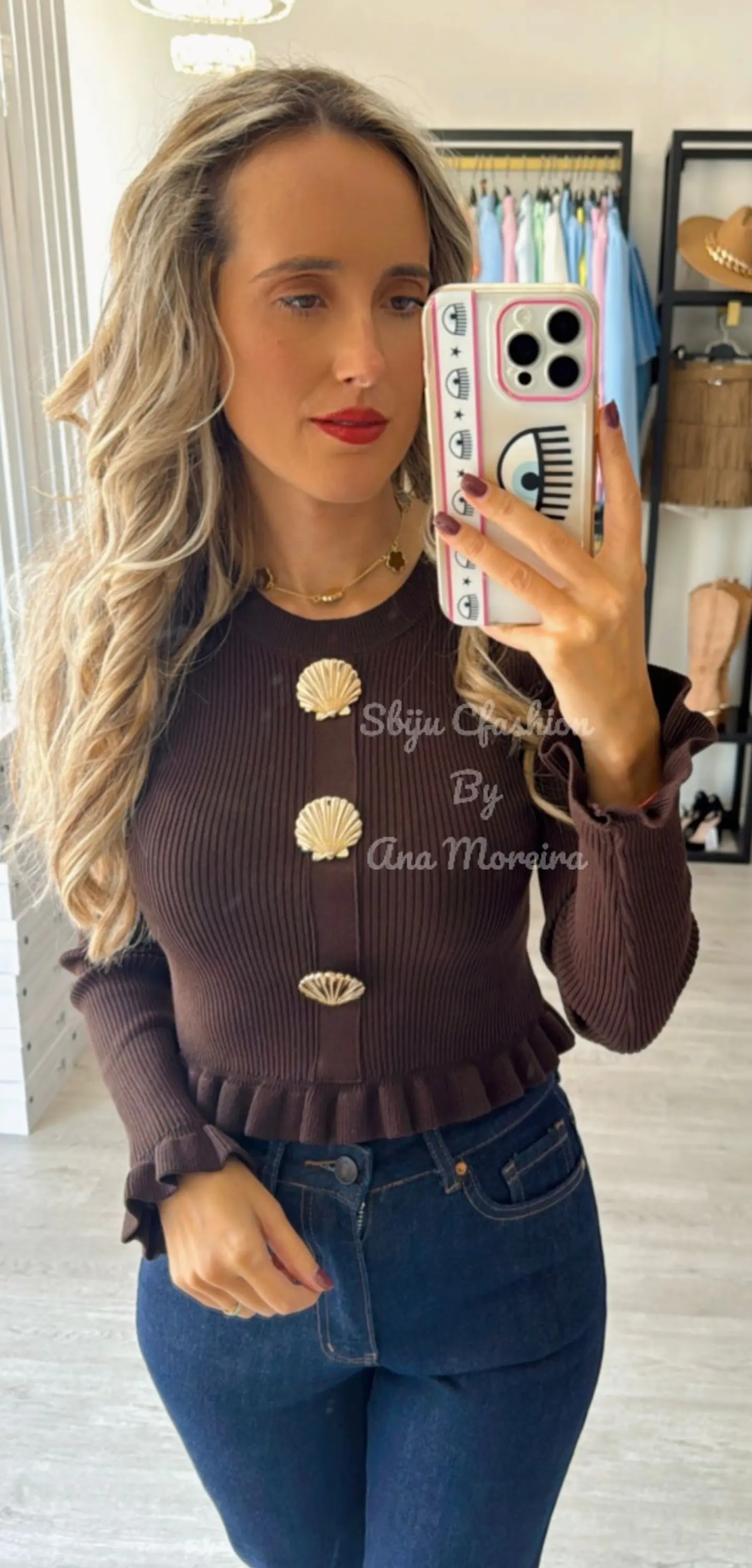 Camisola de Malha com Botões em Forma de Concha 9