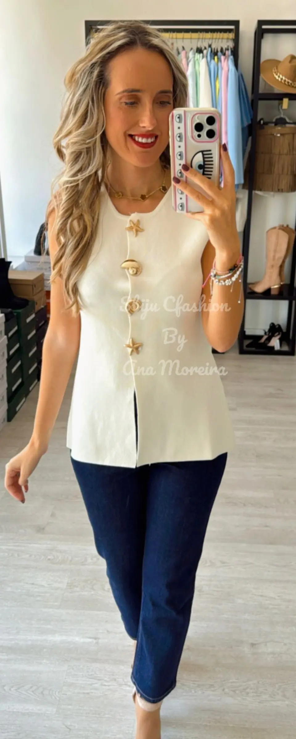 Colete em Malha com Botões Decorativos 6