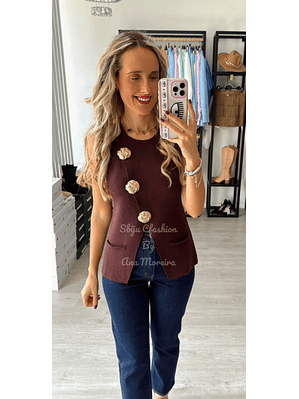 Colete em Malha com Botões Grandes Dourados - TU