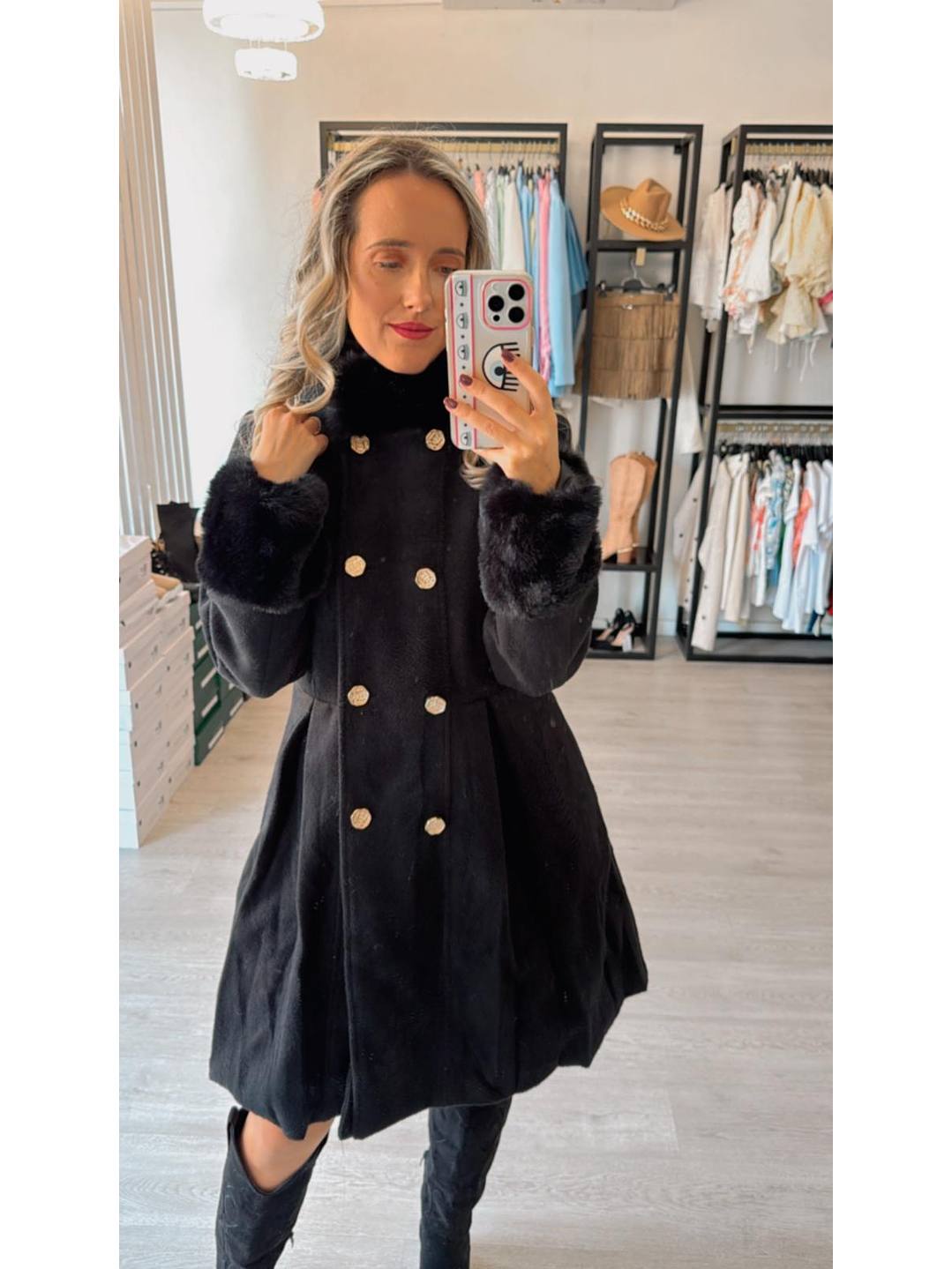 Casaco em Fazenda com Detalhe de Pelo 7