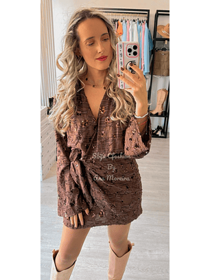 Vestido Castanho com Detalhes Brilhantes