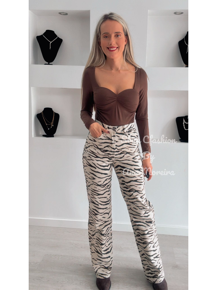 Calça de Ganga Bege com Estampa Redial 5