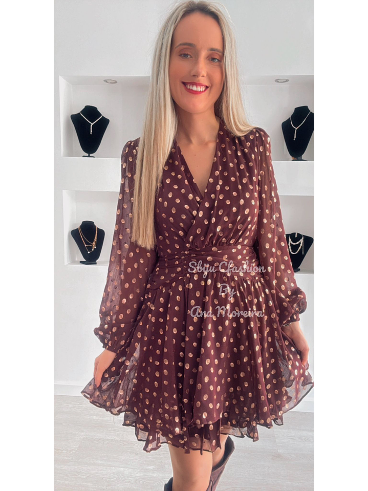 Vestido com Detalhe de Bolinhas Douradas 6