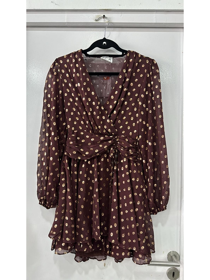 Vestido com Detalhe de Bolinhas Douradas 8