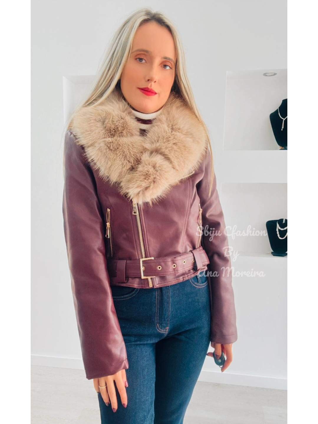 Casaca em Ecopele com Interior em Pêlo e Gola Removível 2
