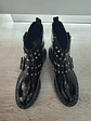 Botas Pretas com Detalhes Metálicos - Thumbnail 8