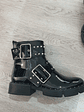 Botas Pretas com Detalhes Metálicos - Thumbnail 3