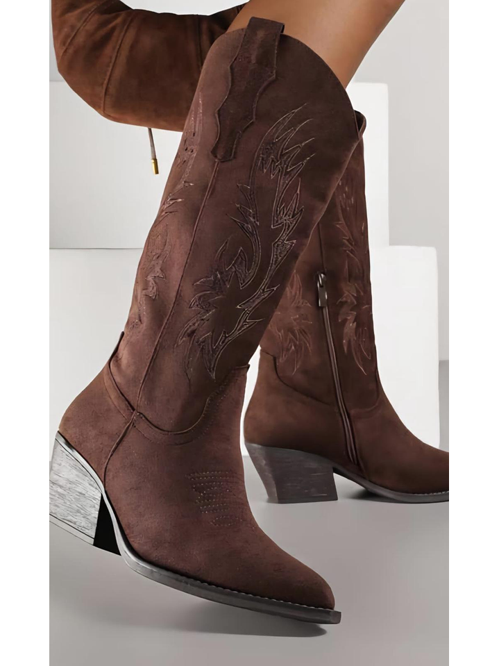 Bota Texana em Camurça Cano Médio 9