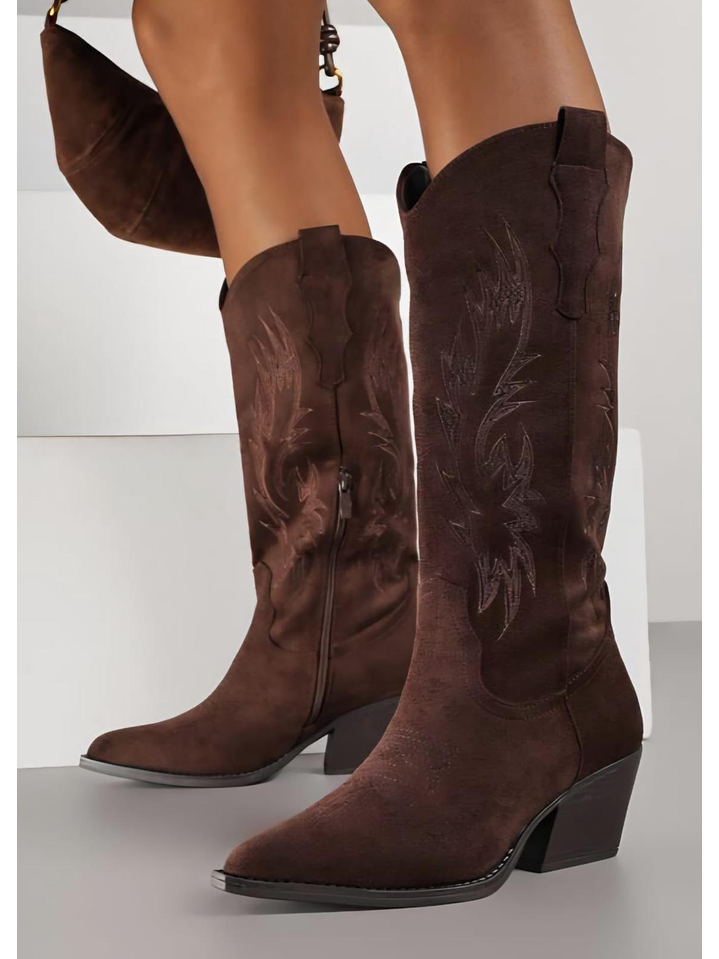 Bota Texana em Camurça Cano Médio 10