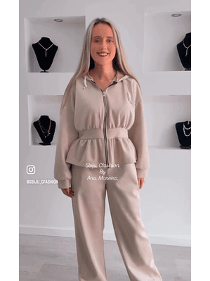 Fato de Treino com Folho em Pele de Pêssego