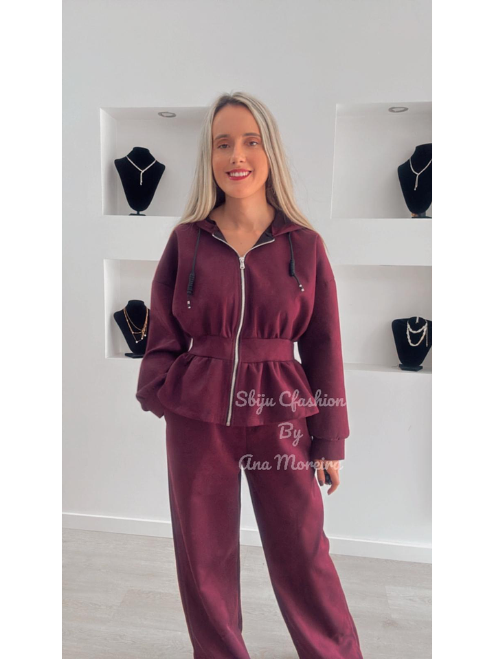 Fato de Treino com Folho em Pele de Pêssego 9