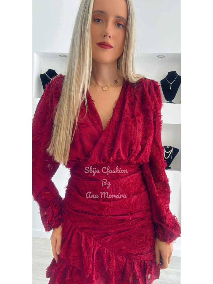 Vestido com Folho e Relevo 9