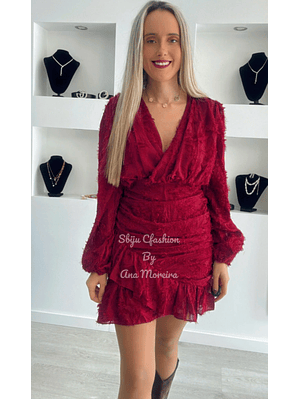 Vestido com Folho e Relevo