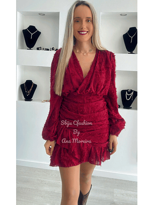 Vestido com Folho e Relevo