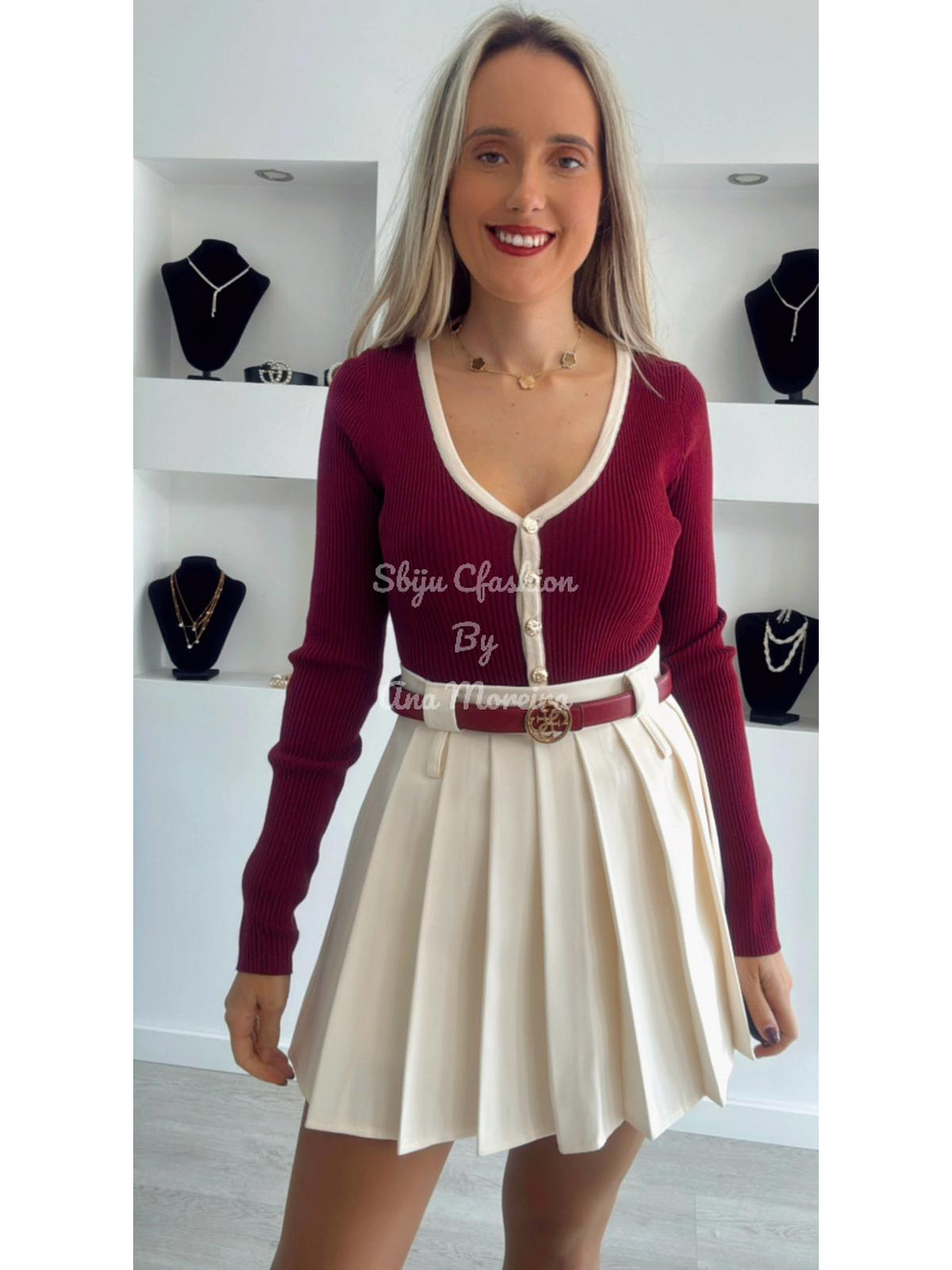 Body em Malha com Botões e Decote - TU 2