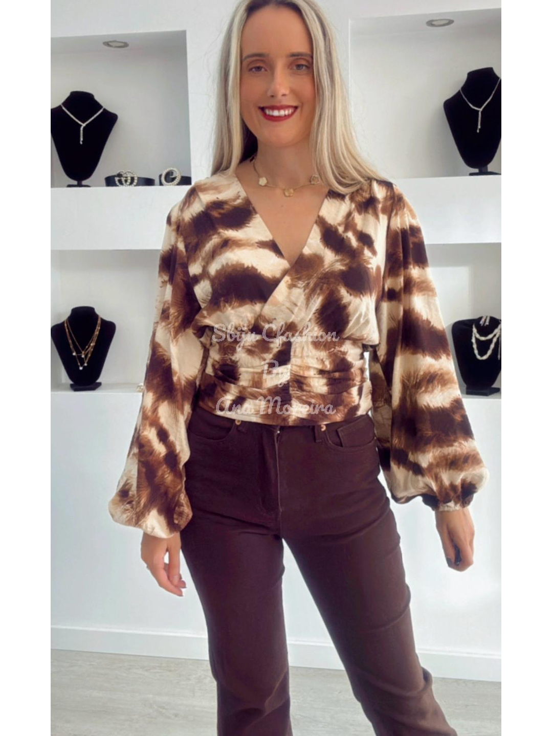 Blusa Estampada com Manga Larga  4