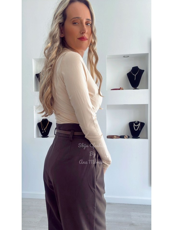 Calça em Fazenda de Cinta Alta com Cinto 4