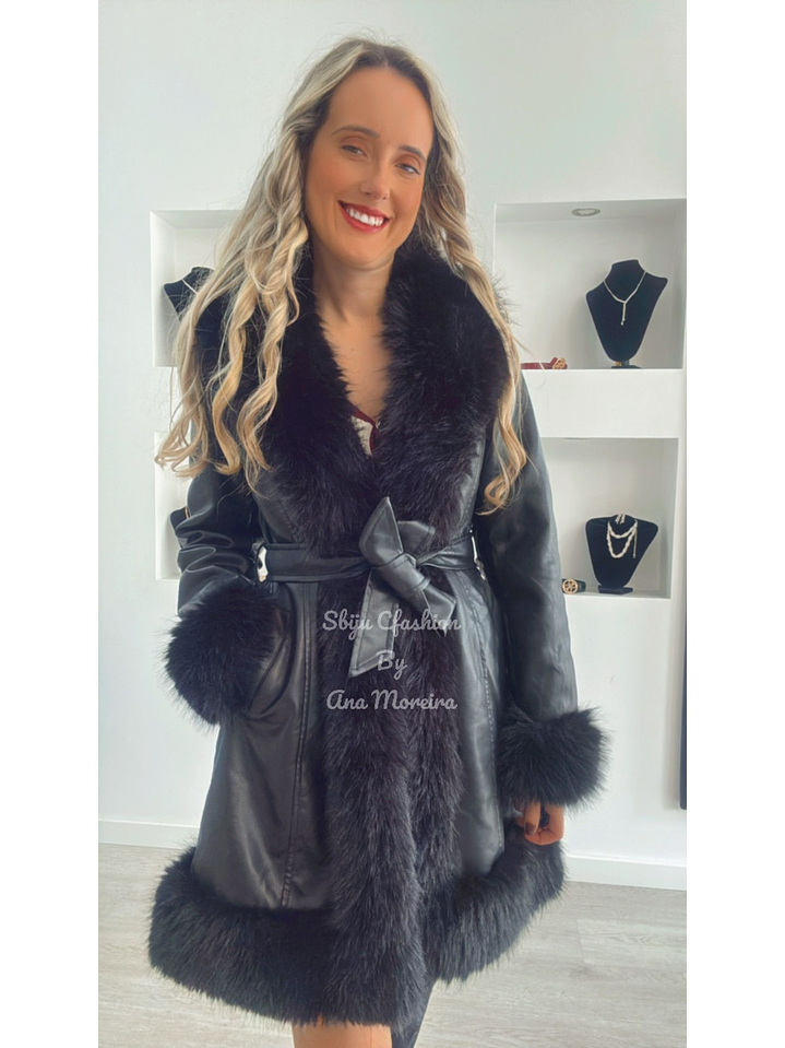 Casaco Comprido em Ecopele com Pelo 10