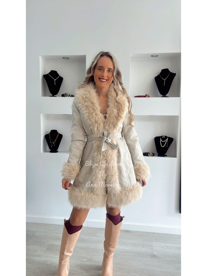 Casaco Comprido em Ecopele com Pelo 3