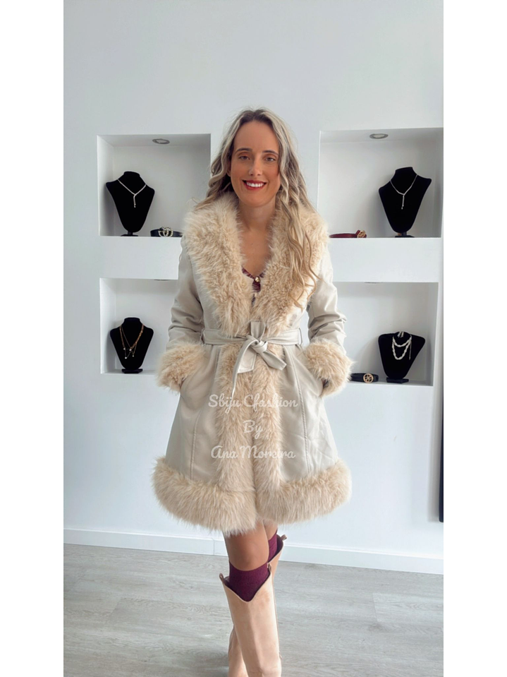 Casaco Comprido em Ecopele com Pelo 1