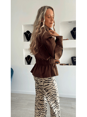 Casaco em Pele de Pêssego com Elástico na Cinta