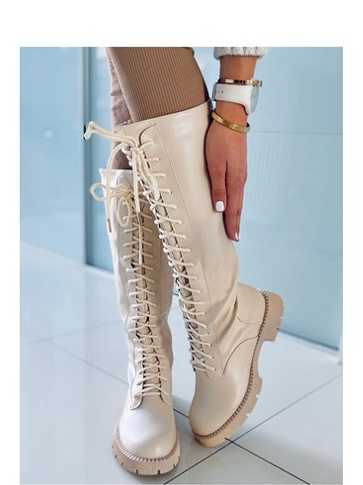 Botas de Cano Alto Bege com Cordão 2