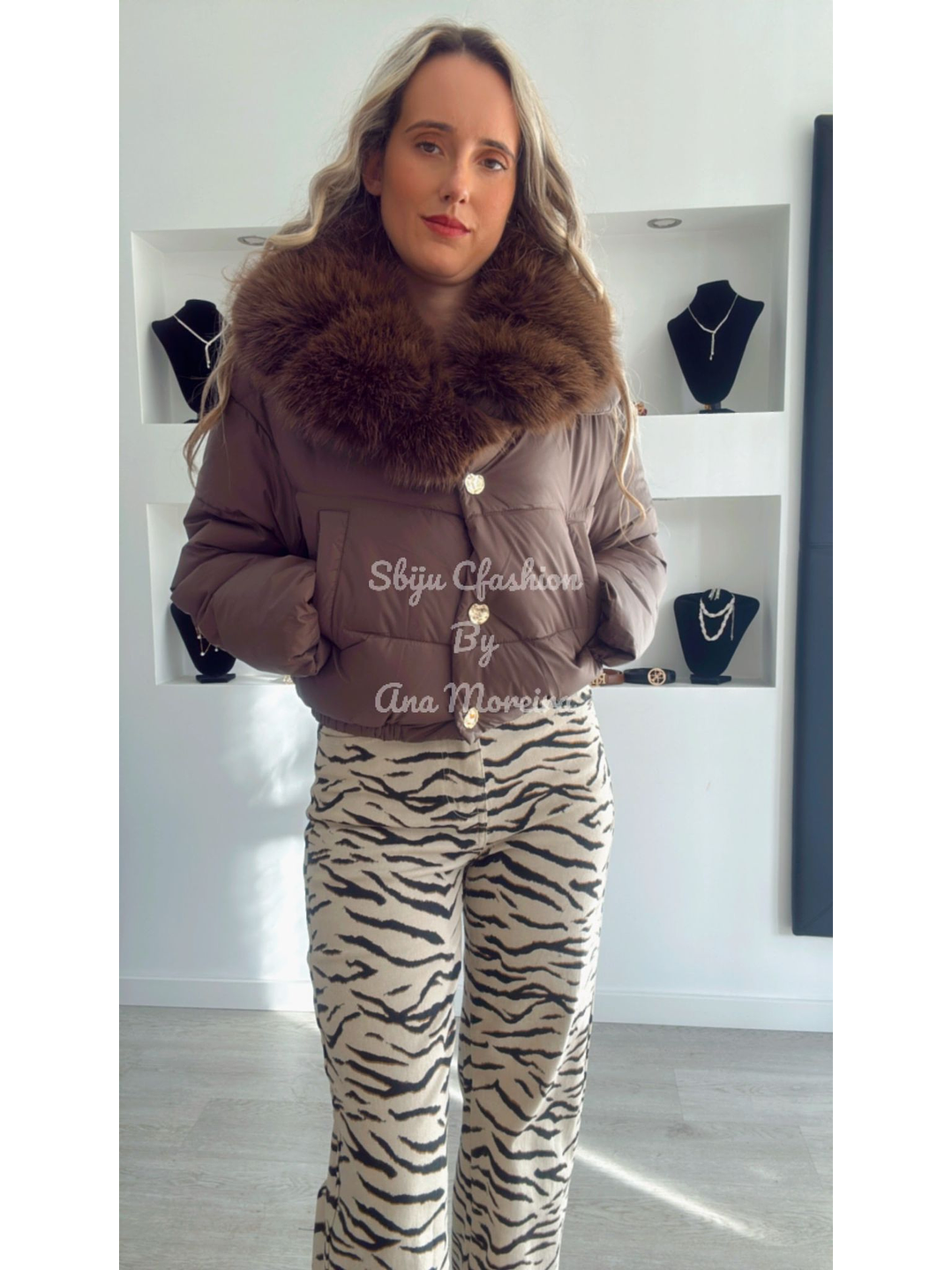 Kispo Curto com Pelo Removível 5