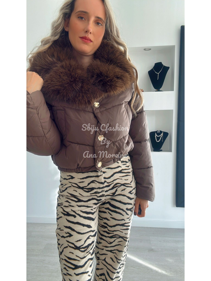 Kispo Curto com Pelo Removível 10