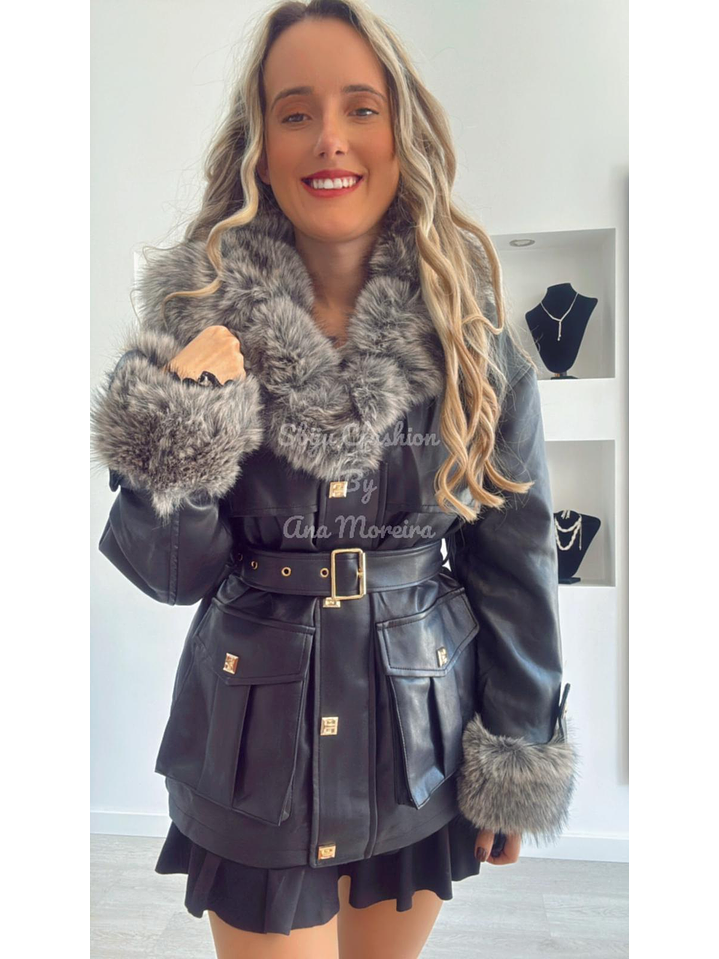 Casaco Preto em Ecopele com Pelo Removível 8