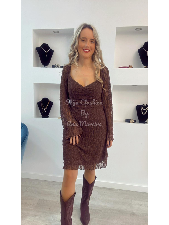 Vestido em renda solto com forro - TU 7