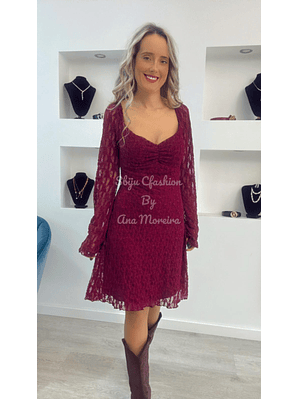 Vestido em renda solto com forro - TU