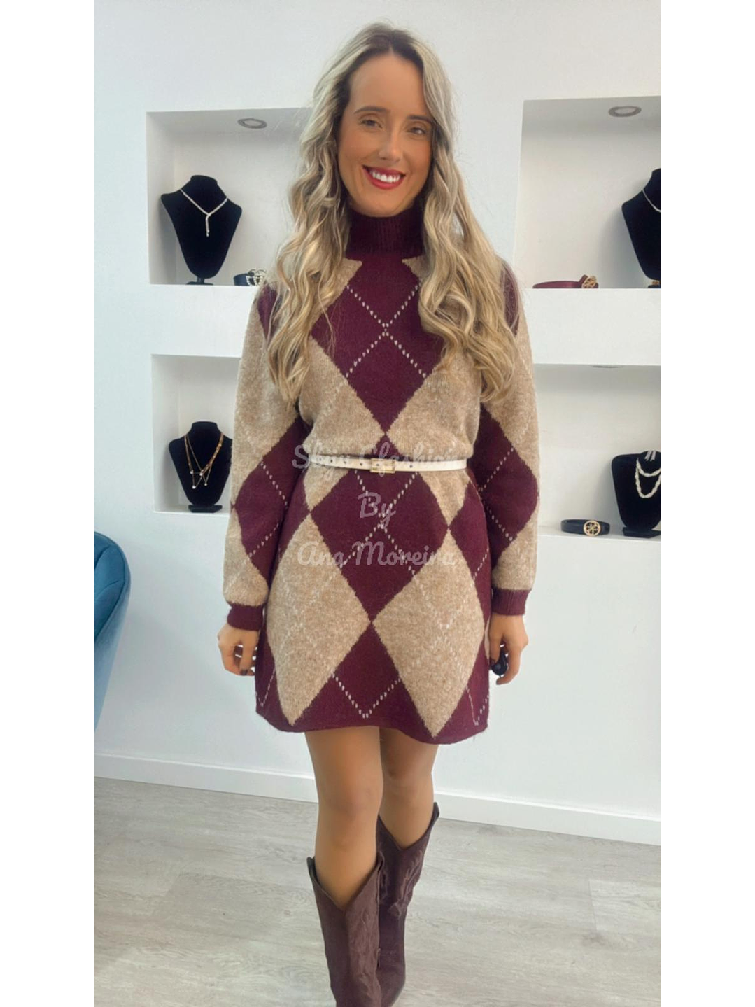 Vestido de malha com gola - TU 5