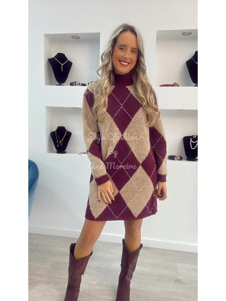 Vestido de malha com gola - TU 8