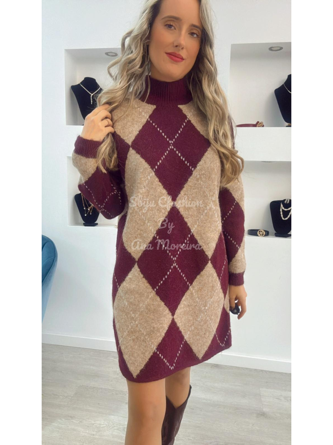 Vestido de malha com gola - TU 7