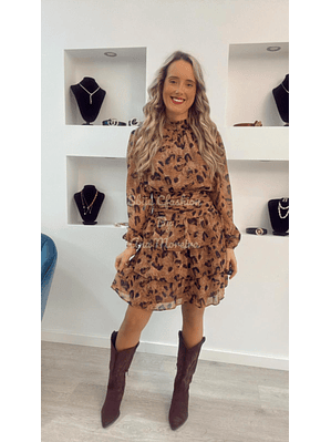 Vestido de folhos animal print