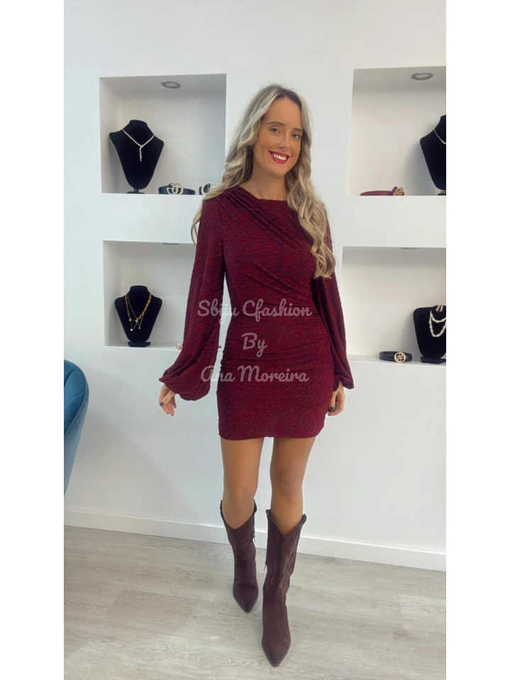 Vestido justo com manga balão 7